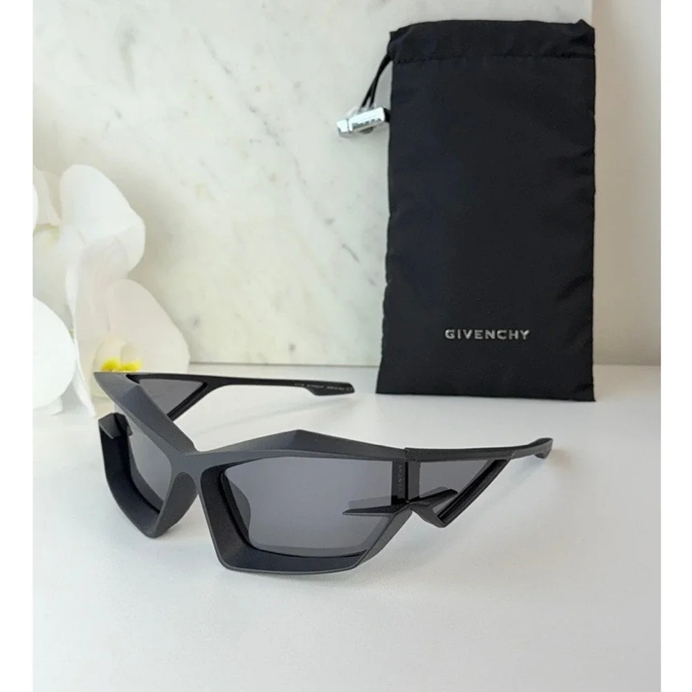 NEW Givenchy GV40049I Cut Mask Black Matte Sunglasses